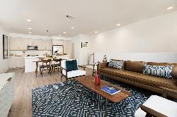 cahuenga-18-33594