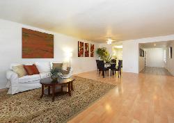 centinela-crest-33673
