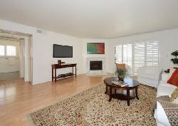 centinela-crest-33674