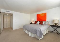 centinela-crest-33678