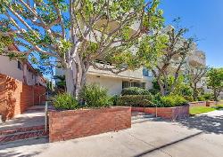centinela-crest-33682
