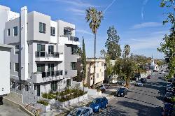 centinela-west-30752