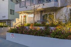 centinela-west-30756