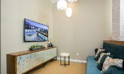 chelsea-santa-monica-22757