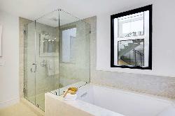 clinton-residences-41249