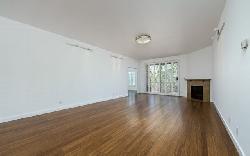 colonial-house-west-la-48243