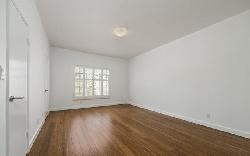 colonial-house-west-la-48247