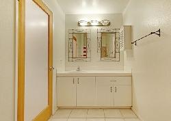 corning-court-29661