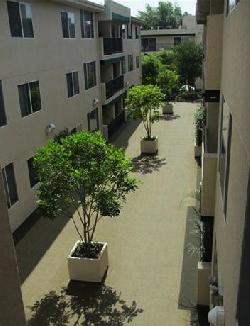 country-club-condominiums-13647