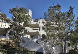 courtyard-on-haverford-51421