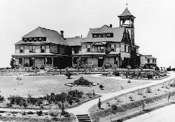 crown-hill-48541