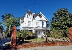 crown-hill-48542