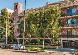 doheny-square-16312