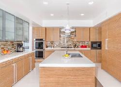 eight-70-haverford-42281