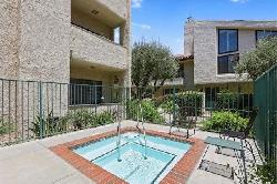 encino-plaza-south-51195