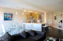enzo-sherman-oaks-41843