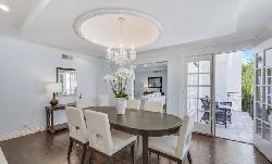 fleur-de-lis-brentwood-20901