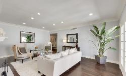 fleur-de-lis-brentwood-20907