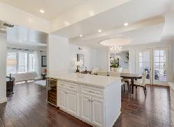 fleur-de-lis-brentwood-20919