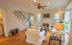 flores-house-22526
