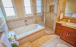 flores-house-22533