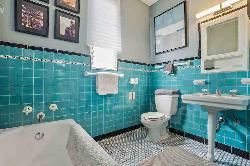 four-gables-42407
