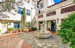 granada-court-33692