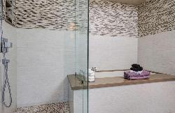 granada-court-33703