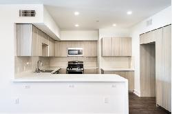 hayworth-hyde-28626