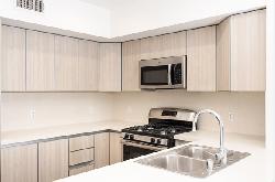 hayworth-hyde-28629