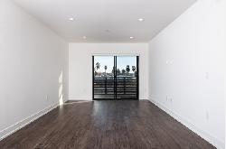 hayworth-hyde-28630