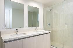 hayworth-hyde-28636