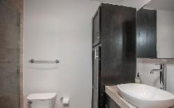 holloway-house-37772
