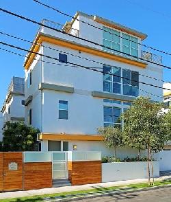 hollywood-colony-35607