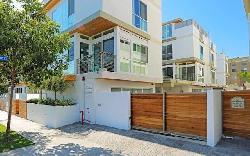 hollywood-colony-35608
