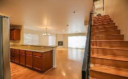 hoover-town-home-40151