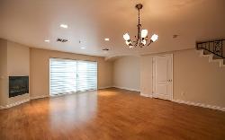 hoover-town-home-40152