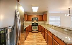 hoover-town-home-40155