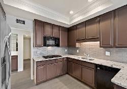 kelton-deville-51082