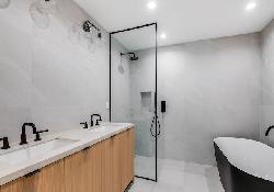 liv-toluca-lake-50668
