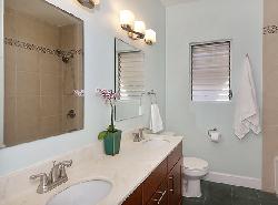 los-feliz-capri-22691