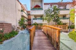 los-robles-plaza-51599