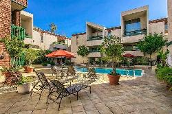 los-robles-plaza-51601