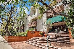 los-robles-plaza-51603