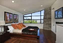 main-at-the-beach-8915