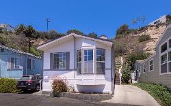 malibu-village-37526