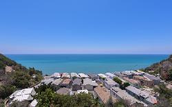 malibu-village-37534
