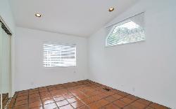 malibu-village-37545