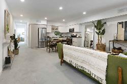 modern-la-the-35665