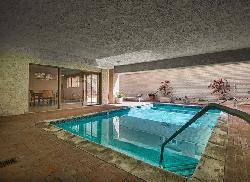oakhurst-square-21253